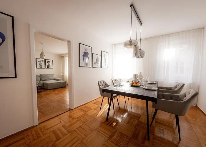 Bonnystay Gallery Im Zentrum Apartamento