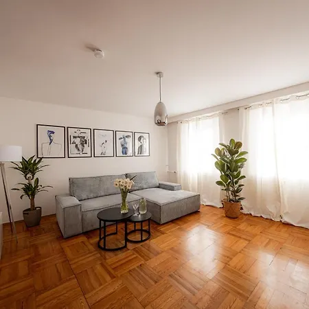 Bonnystay Gallery Im Zentrum Apartamento *