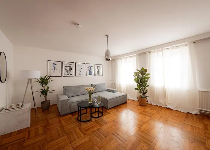 Bonnystay Gallery Im Zentrum דירה *